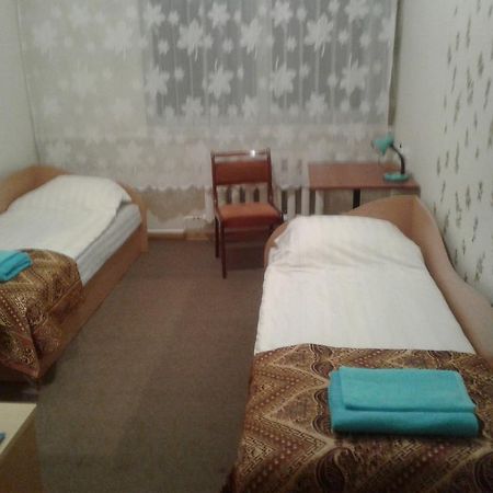 Viesu Maja Ezerkalns Hotel Krāslava Екстериор снимка
